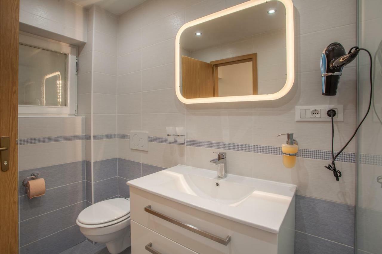 Apartment Dunja ツレス エクステリア 写真